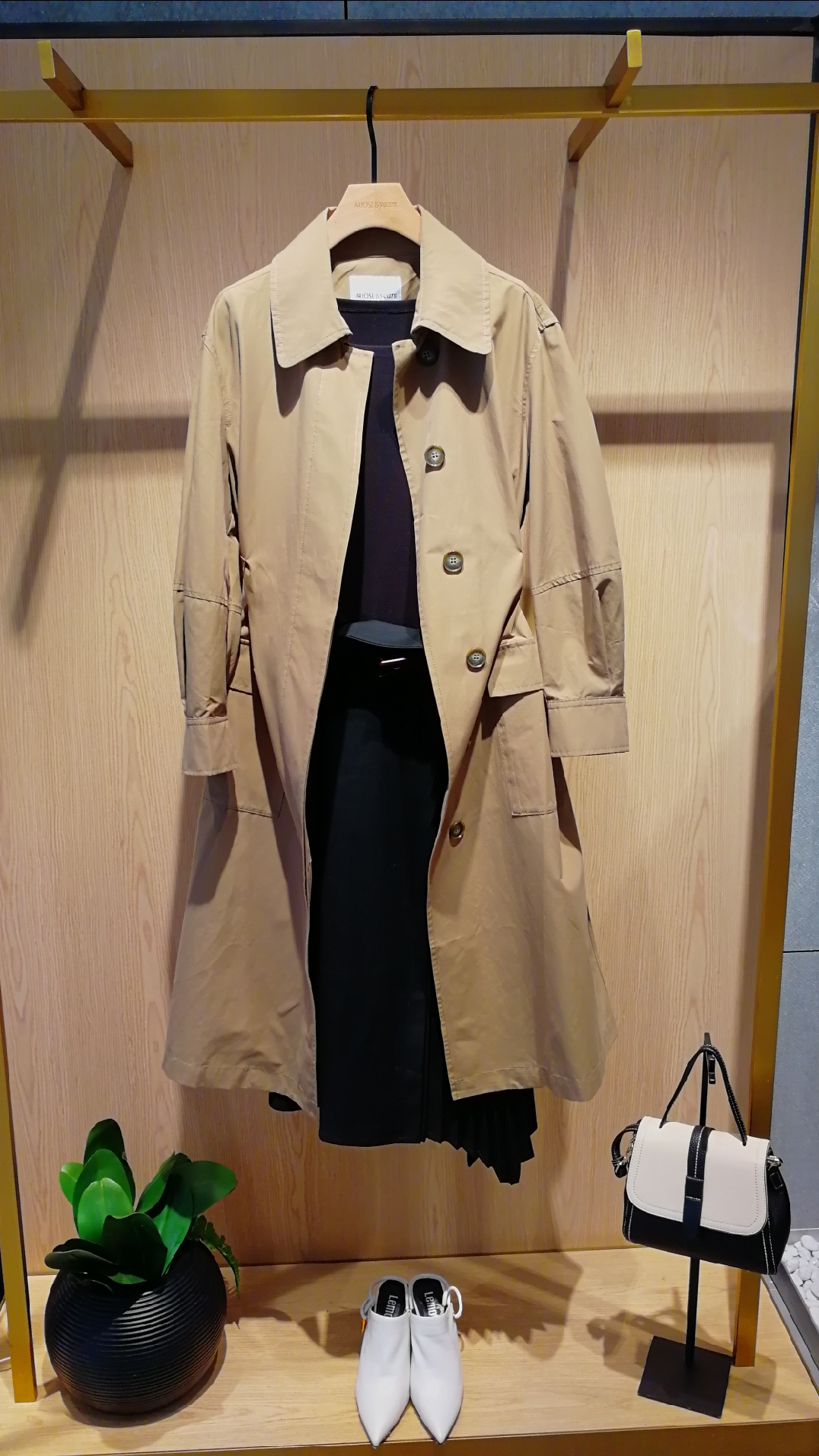 艾诺丝雅诗女装秋装新款