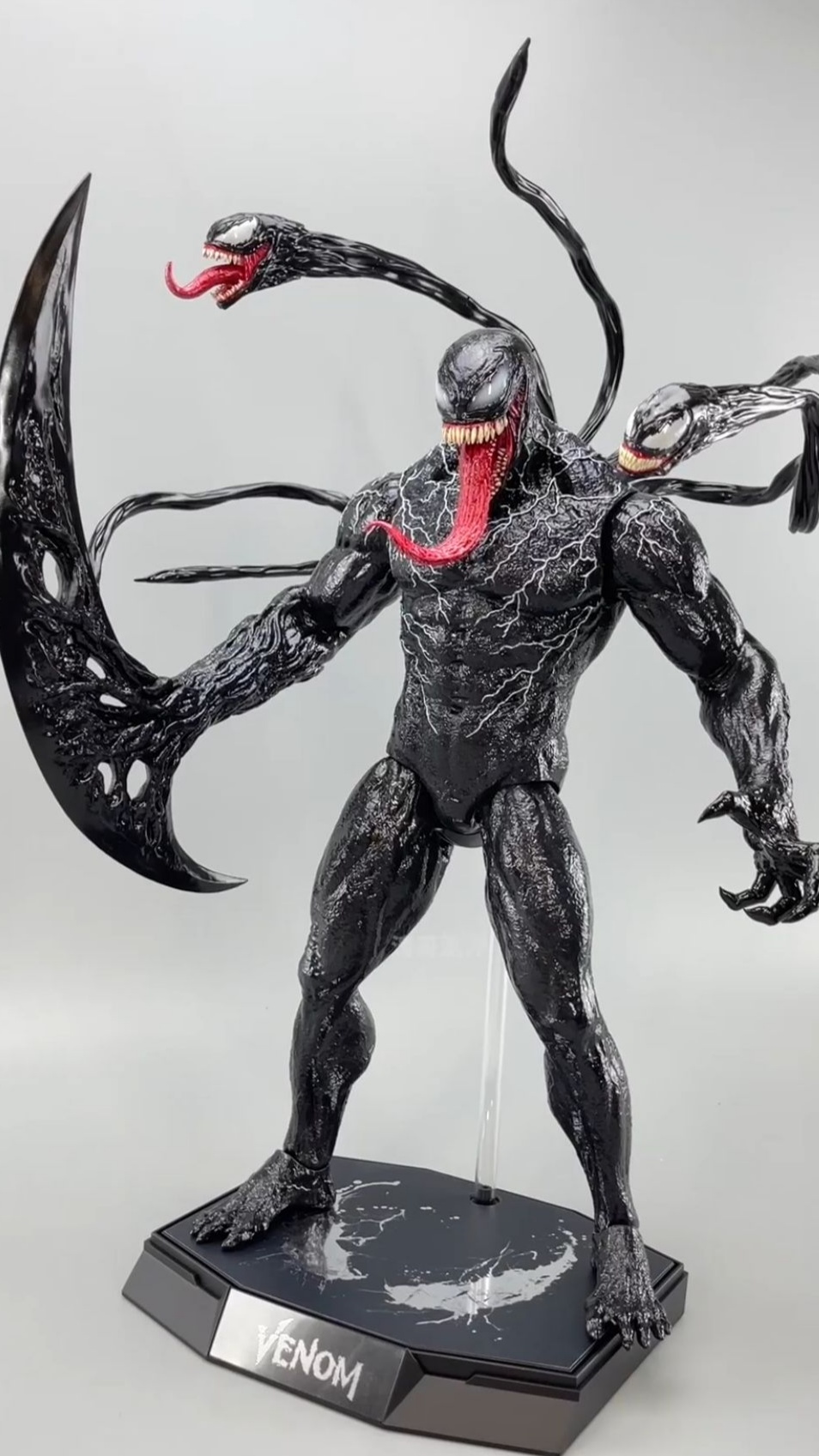 hottoys的毒液究竟值不值得买