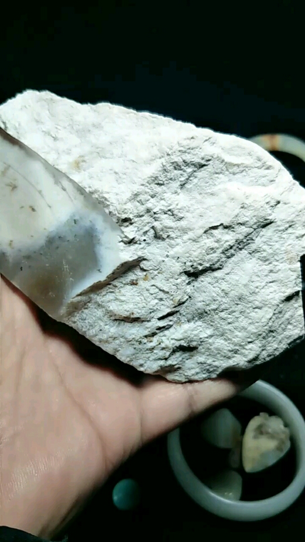 和田玉,俄料原石