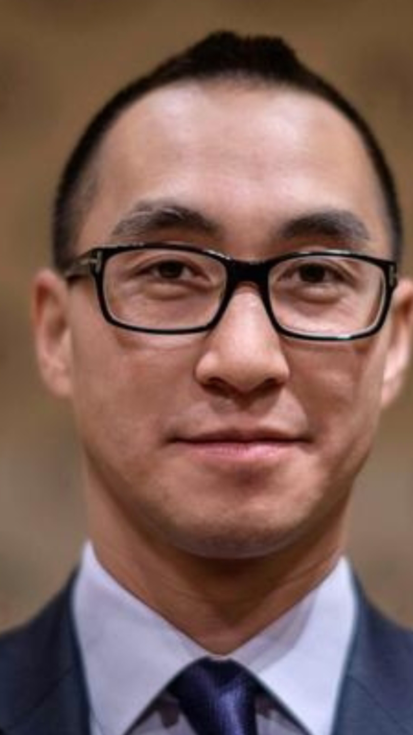 何鸿燊43岁儿子何猷龙捐赠两千万抗疫情,持23亿美元资产不忘公益