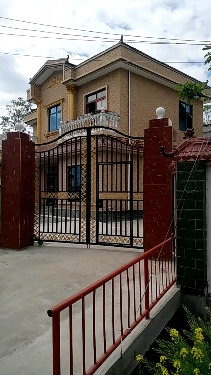 四十多万修的两层小楼你喜欢吗