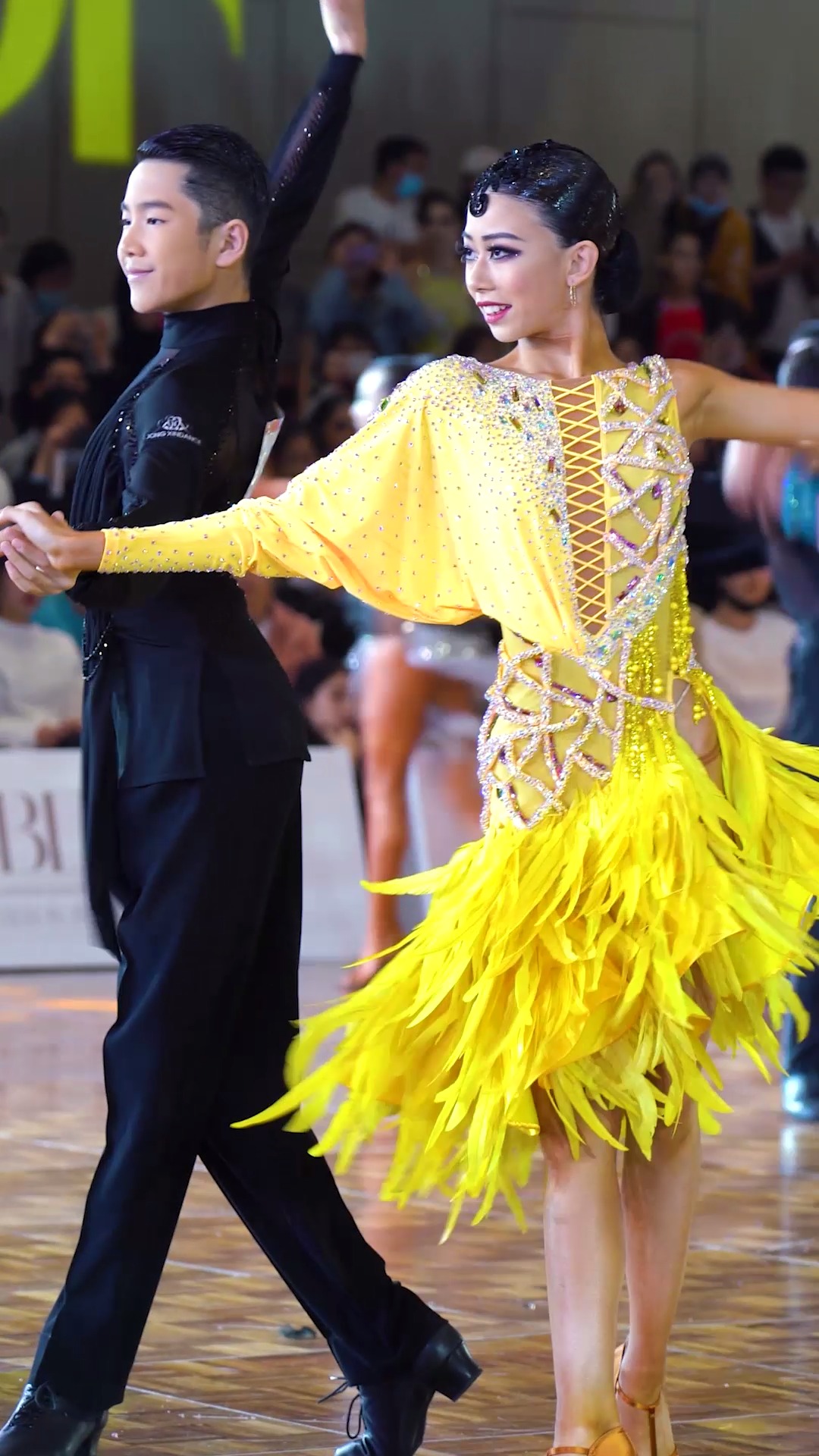 王崇墨&李茉晗#上次评论区说要看墨茉跳舞视频这次安排上了-全民小