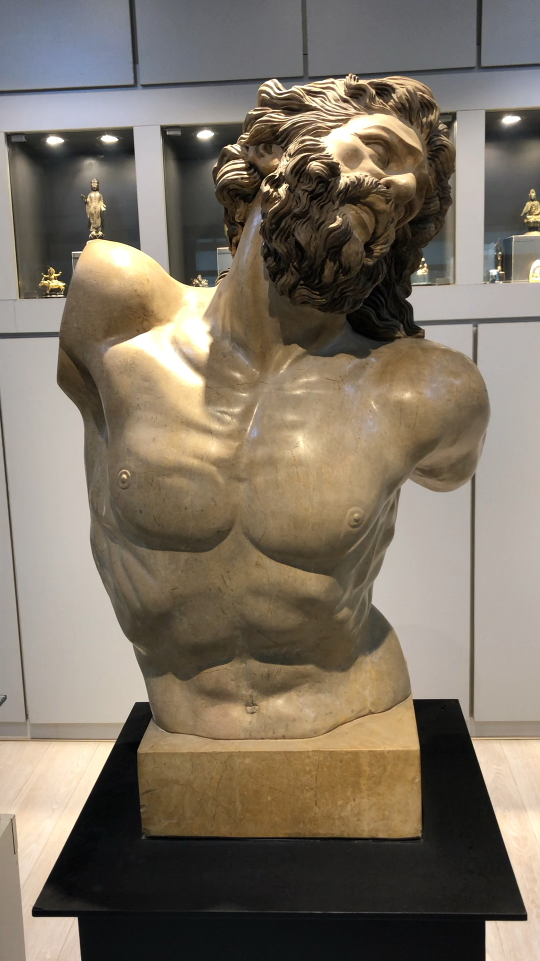 18-19世纪左右意大利大师级《拉奥孔》大理石局部雕塑像!