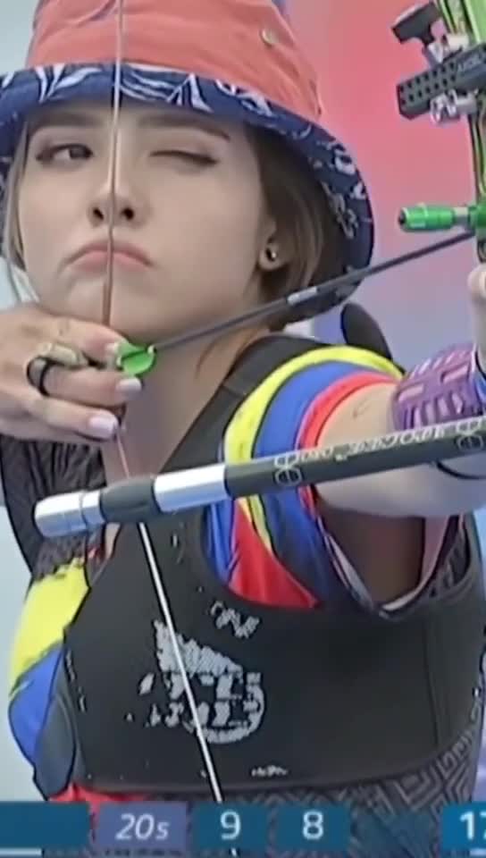 哥伦比亚射箭美少女这一箭得射中多少人的心呢