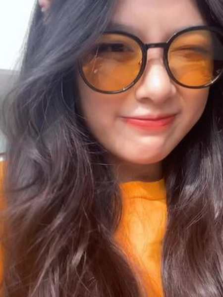 周末快乐changethecolor海薇变色眼镜-全民小视频