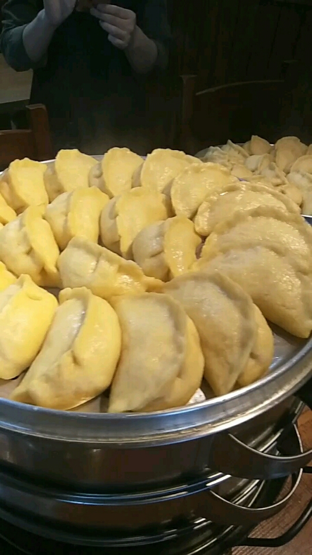 刚蒸好的粗粮包,太好吃了