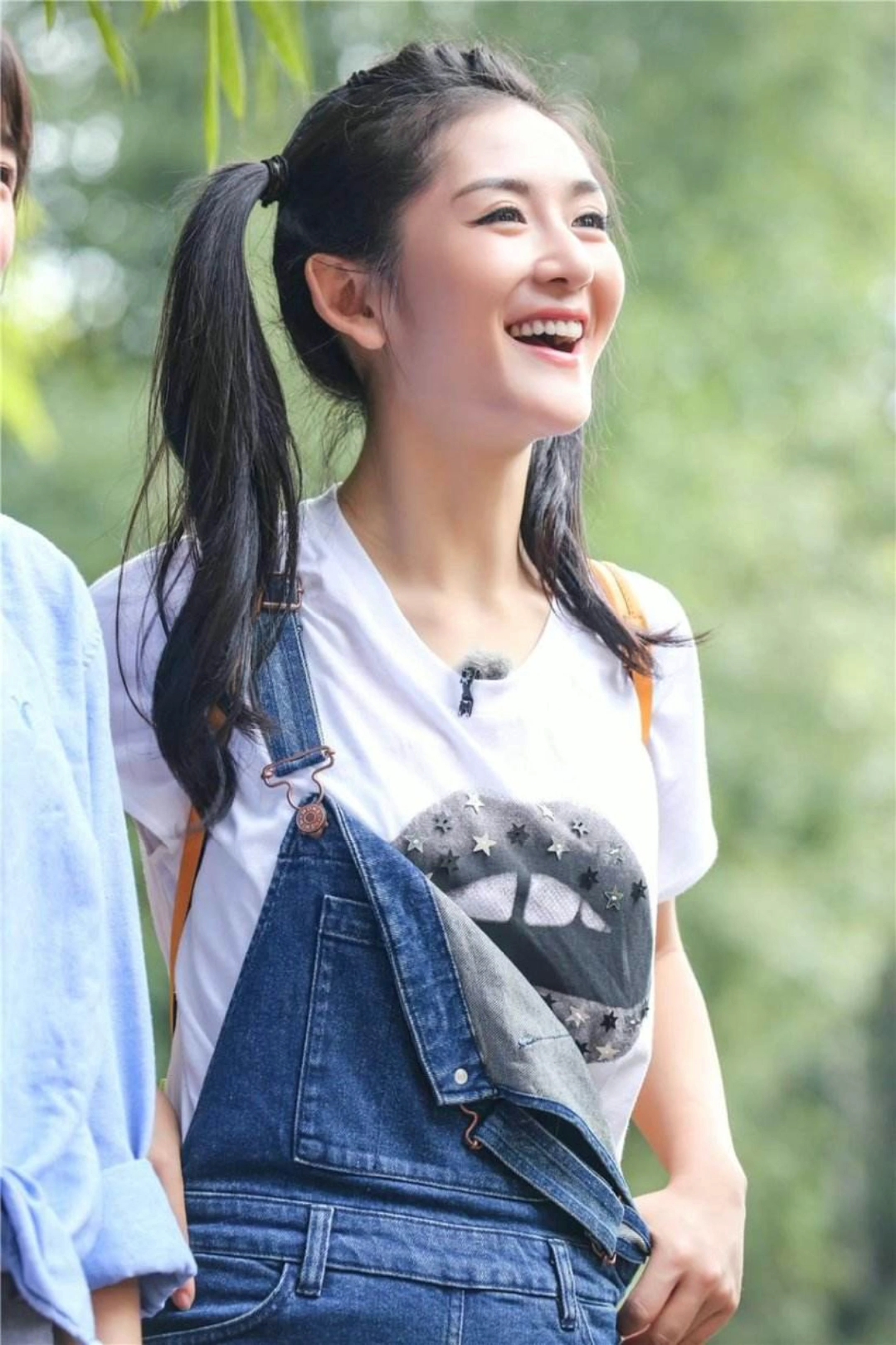 明星#娜姐笑的好开心呀