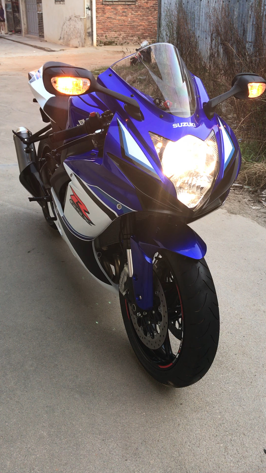 2016年铃木gsx-r600 小r