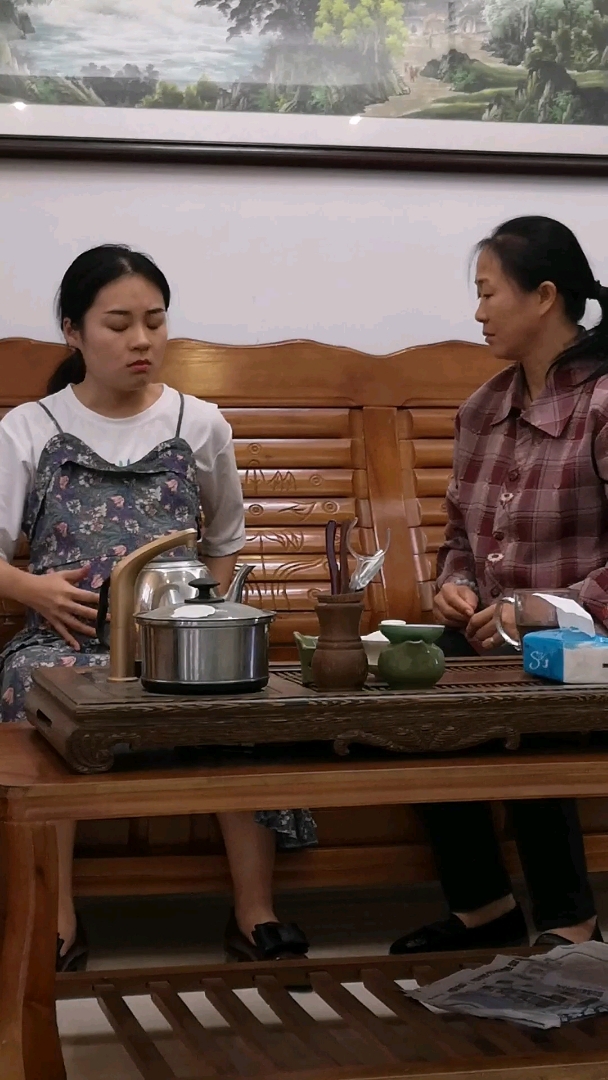 农村婆婆照顾怀孕的儿媳妇第四段.