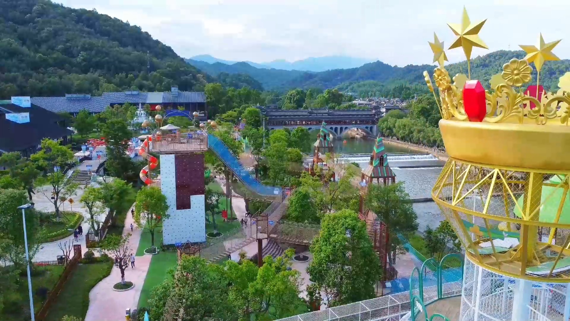 成都新开的亲子乐园!周末遛娃必玩地!