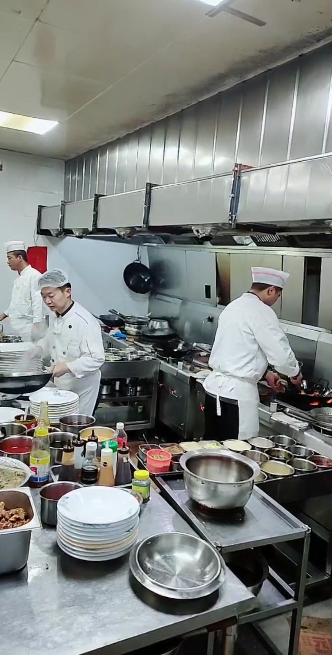 你工作的样子真美#原来饭店后厨是这样的?