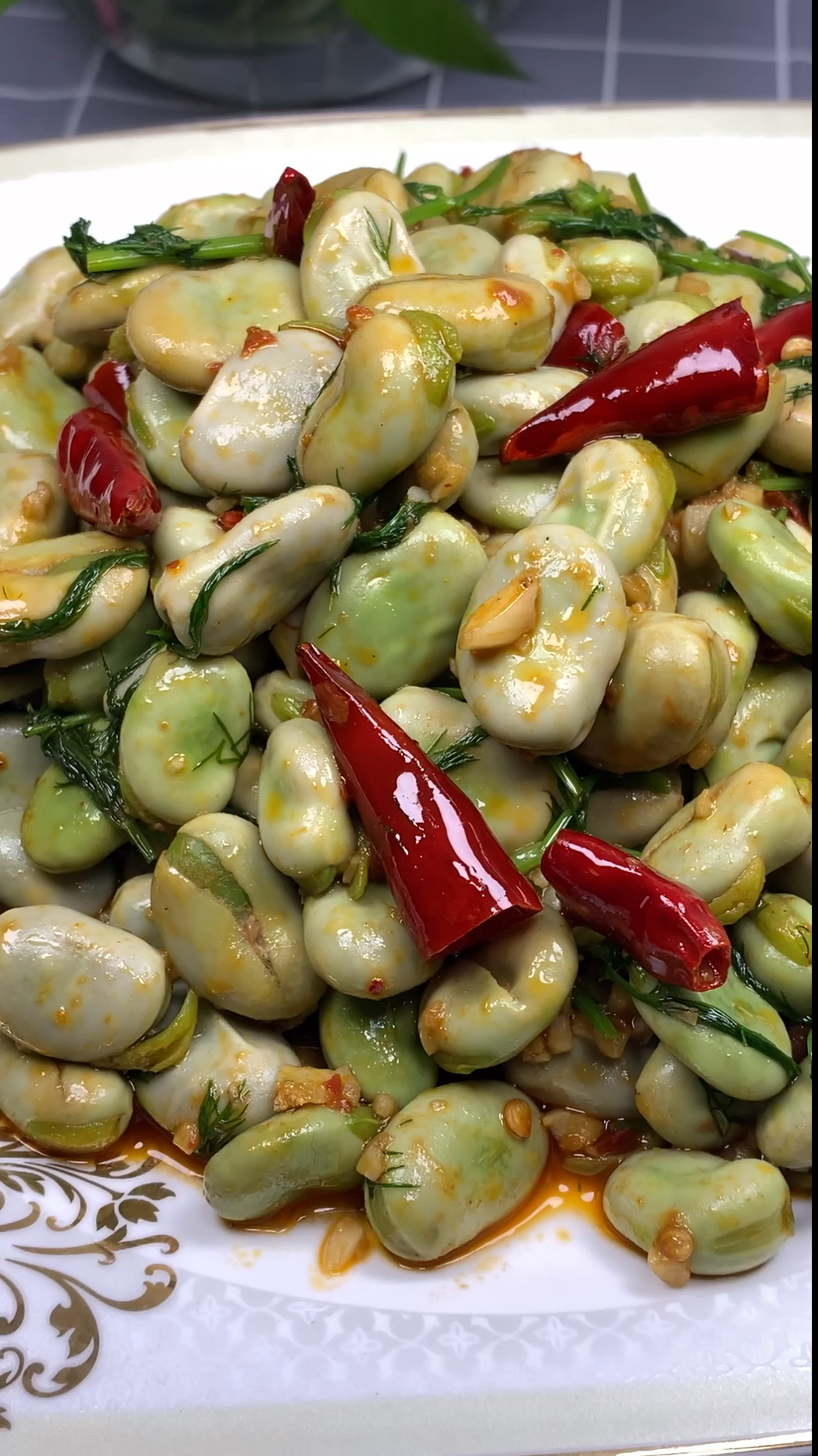 我要上热门#时令菜茴香炒蚕豆,鲜香美味又下饭-度小视