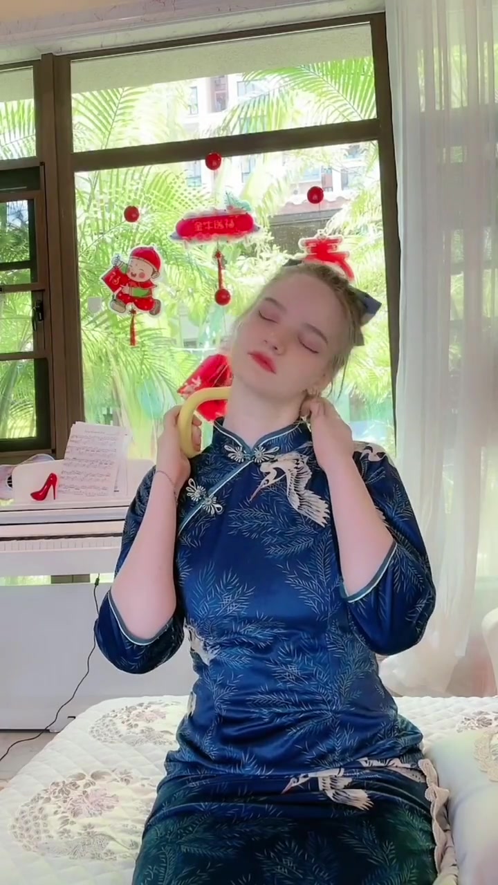 阿丽娜把洗脸巾放厕所了,我妈以为是厕纸真实经历-度小视