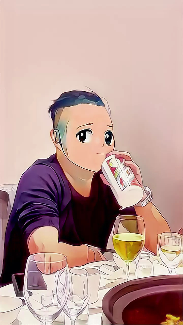 寻找最美漫画脸#用吸管喝茅台-度小视