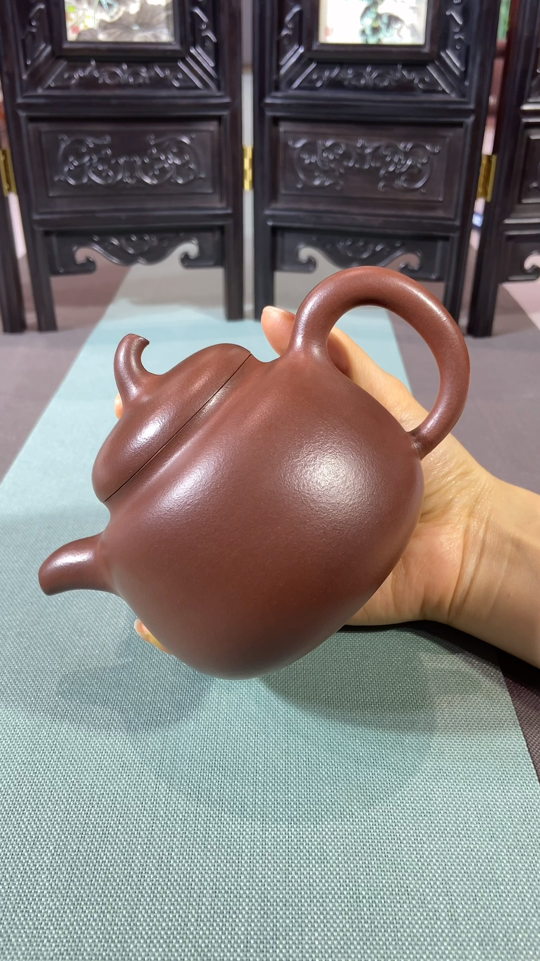 紫砂壶#淳朴自然的茄段壶,你们感受一下!