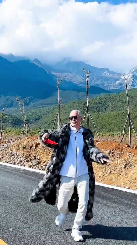 开心如此简单又是如此的珍贵拍费扇子不省心大爷安爷来啦吾莫青庐polo