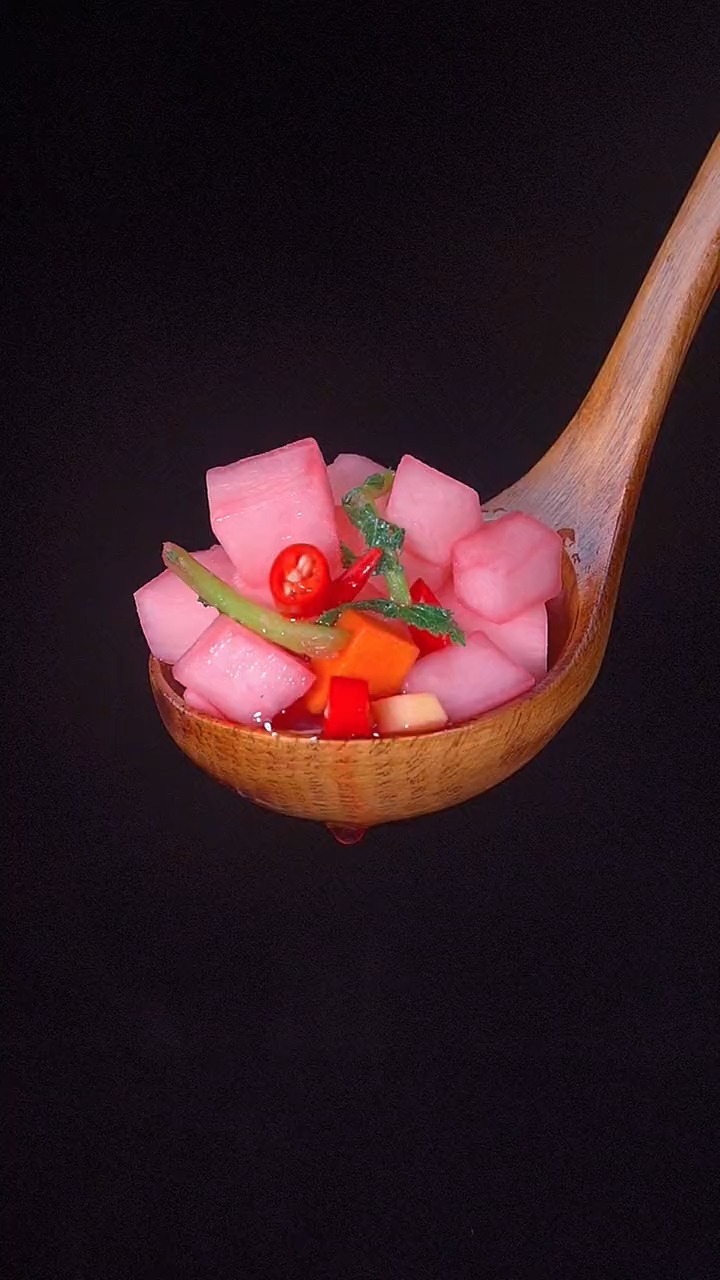 雪碧泡萝卜的详细做法清脆爽口好吃到停不下来一起学做菜腌萝卜泡菜