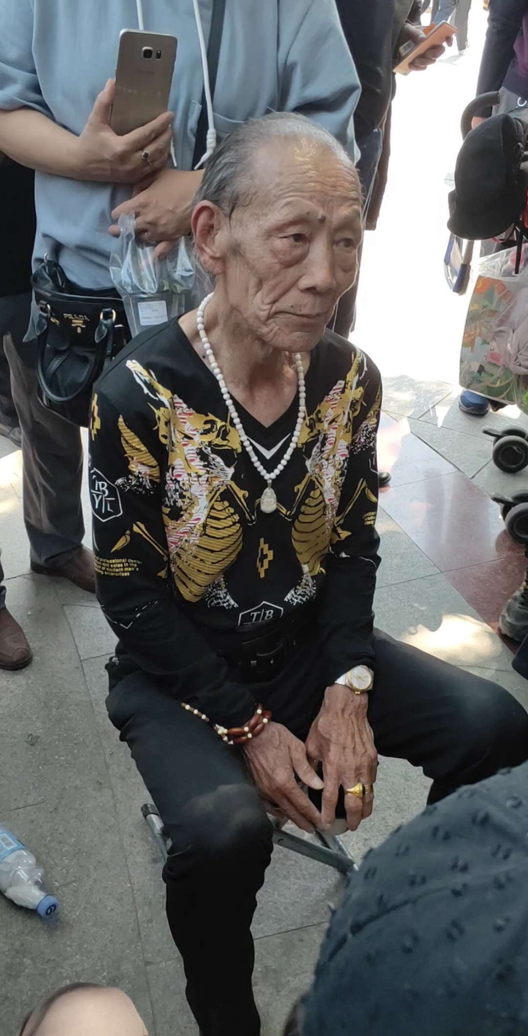 音为有你#都说张大爷不能来水上公园跳舞了,是真的吗?