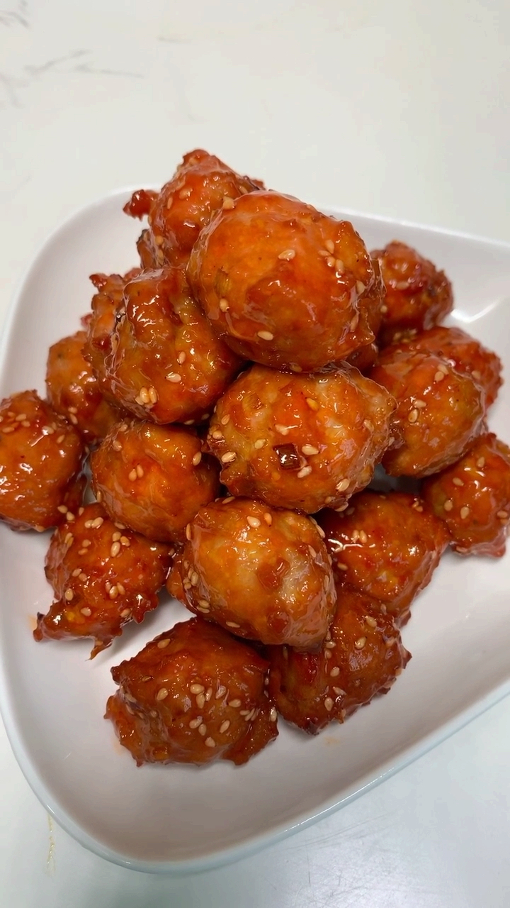 教大家做好吃的糖醋肉丸