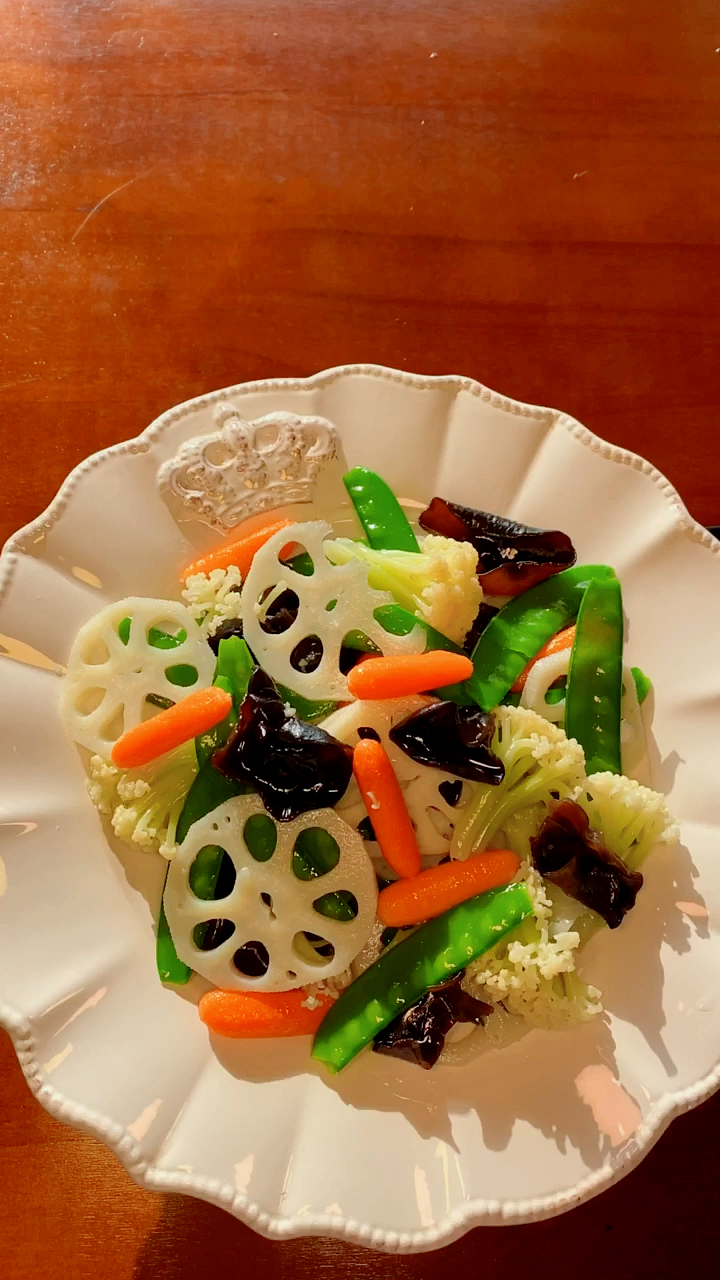 自制美食#荷塘月色 年夜饭最受欢迎的素菜 餐桌上的小清新全家人都