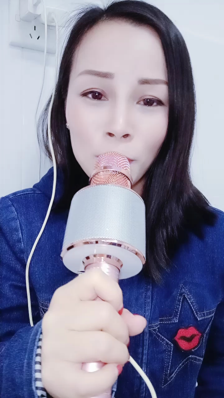 莫涵涵《路边的野花不要釆》