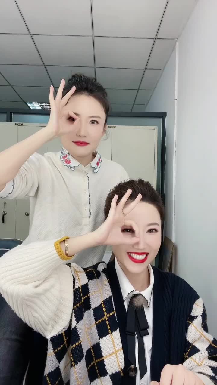 我要上热门#反手ok手势挑战你学废了吗