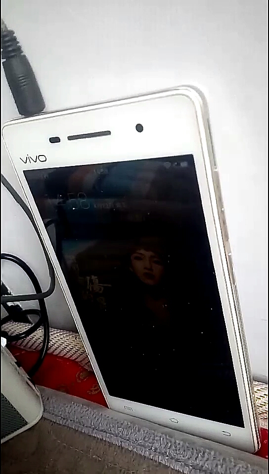 看看这手机冒烟啦.