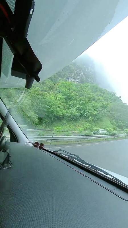 旦旦房车旅行为了健康的身体卖房子买房车全国旅行,你会支持我们吗