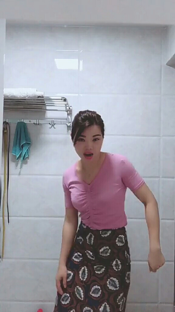 来咯,来咯,她们真的来咯.