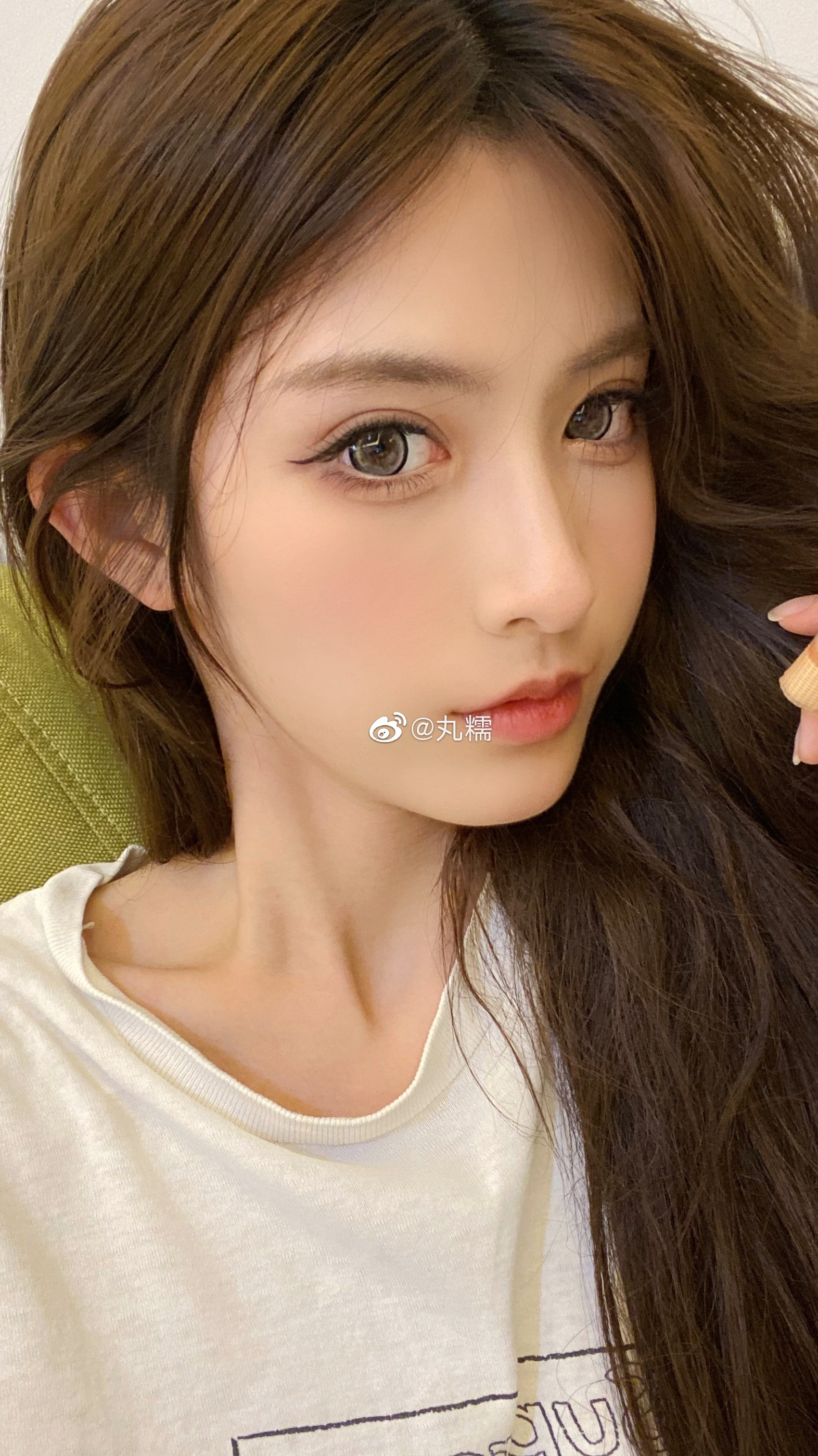 丸糯本丸#挑战把腿放在姐姐们的腿上,还是三姐最疼爱弟弟!-度小视