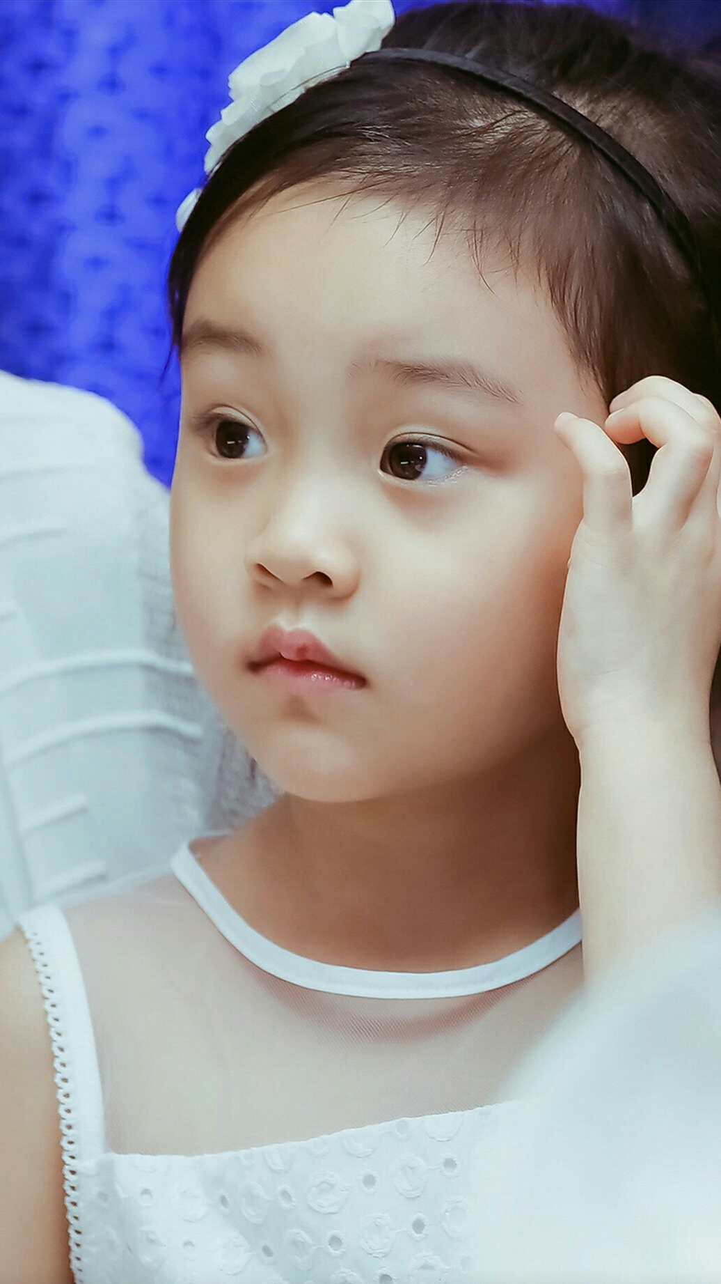 甜馨馨爷美美哒醉了!真羡慕贾乃亮李小璐有这么可爱的娃!快乐长大