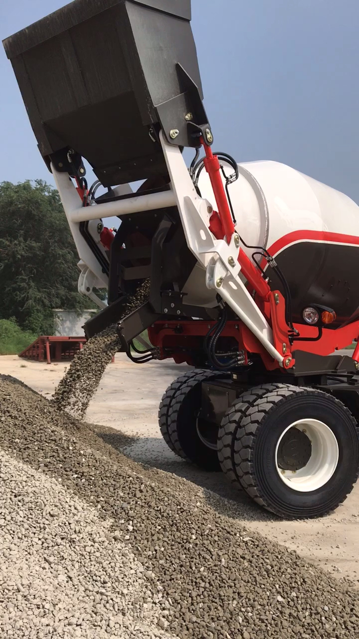 我要上热门#搅拌车的卸料