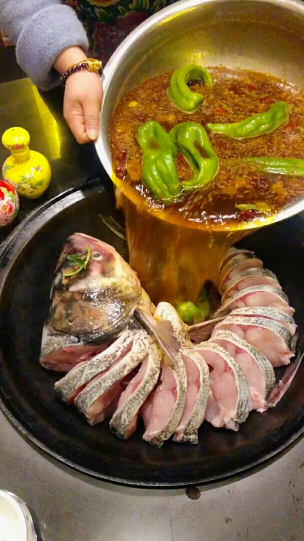 东北铁锅炖大鱼,开整!