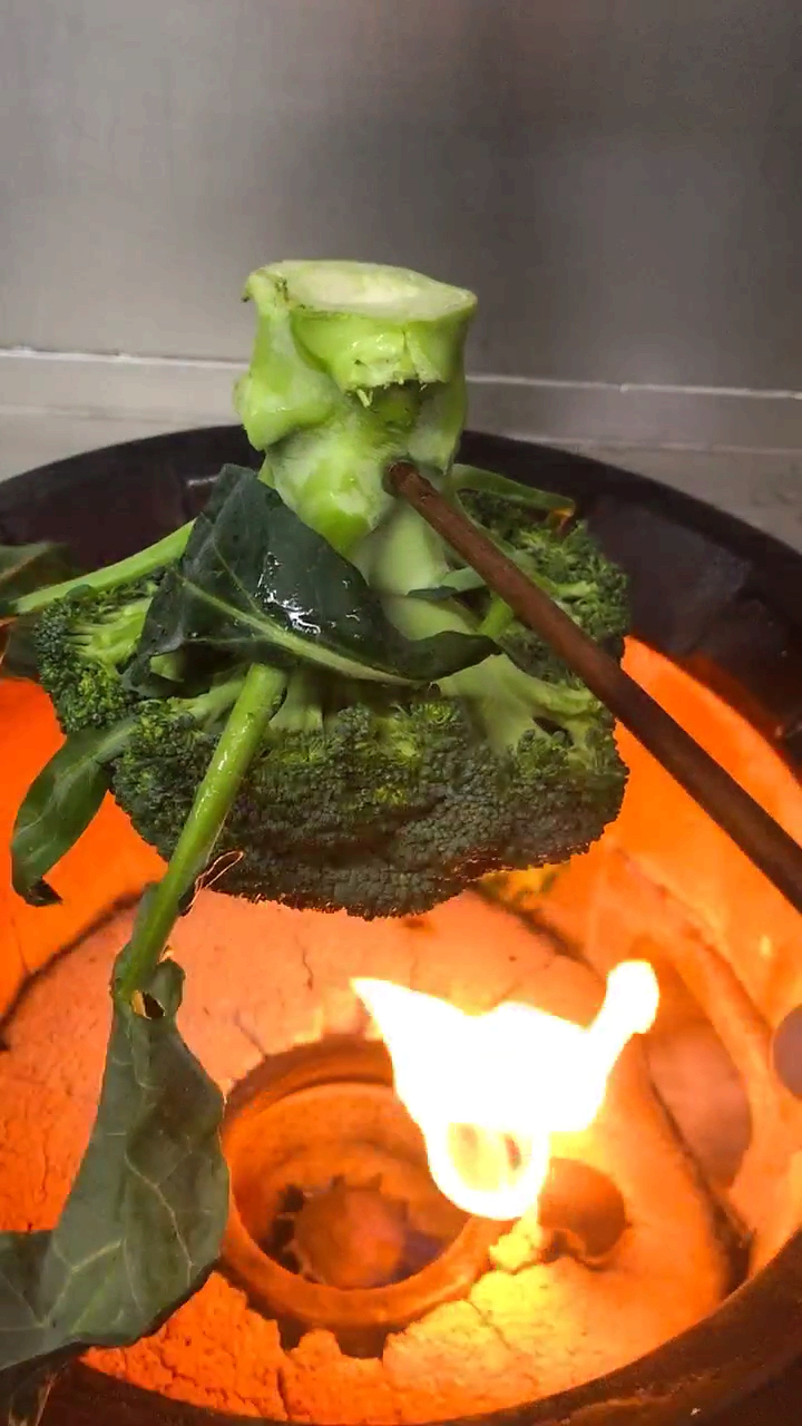 搞笑美食#西兰花你们绝对没有这样吃过