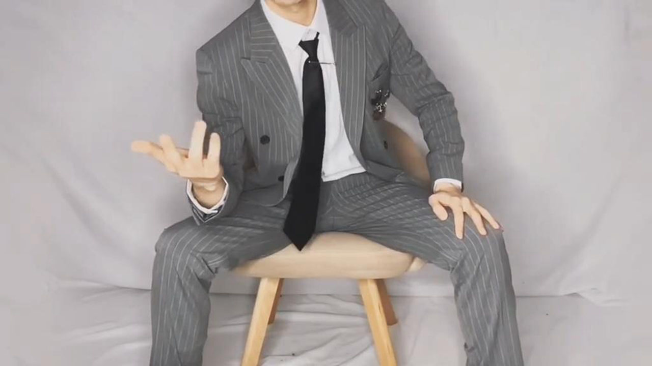 变装扯领带很帅气扯坏也是