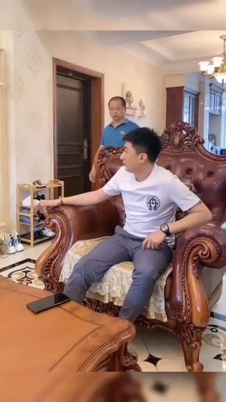 搞笑段子剧#老丈人对我太好了-度小视