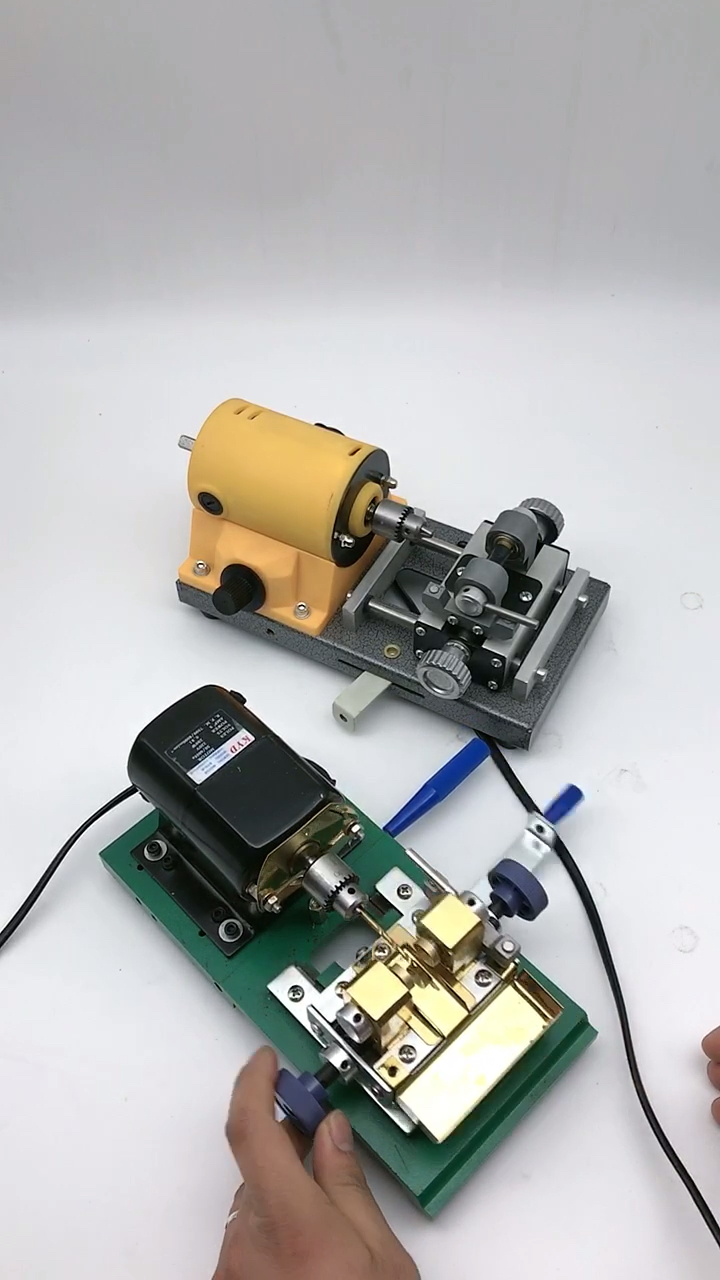 自制大功率高精度小型打孔机