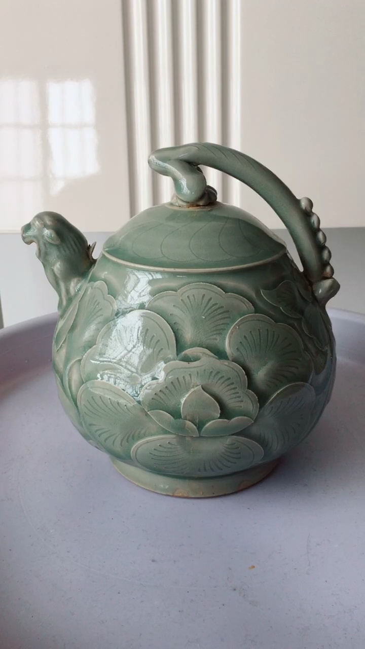 宋代耀州窑刻花狗头龙把提梁壶落字款完整