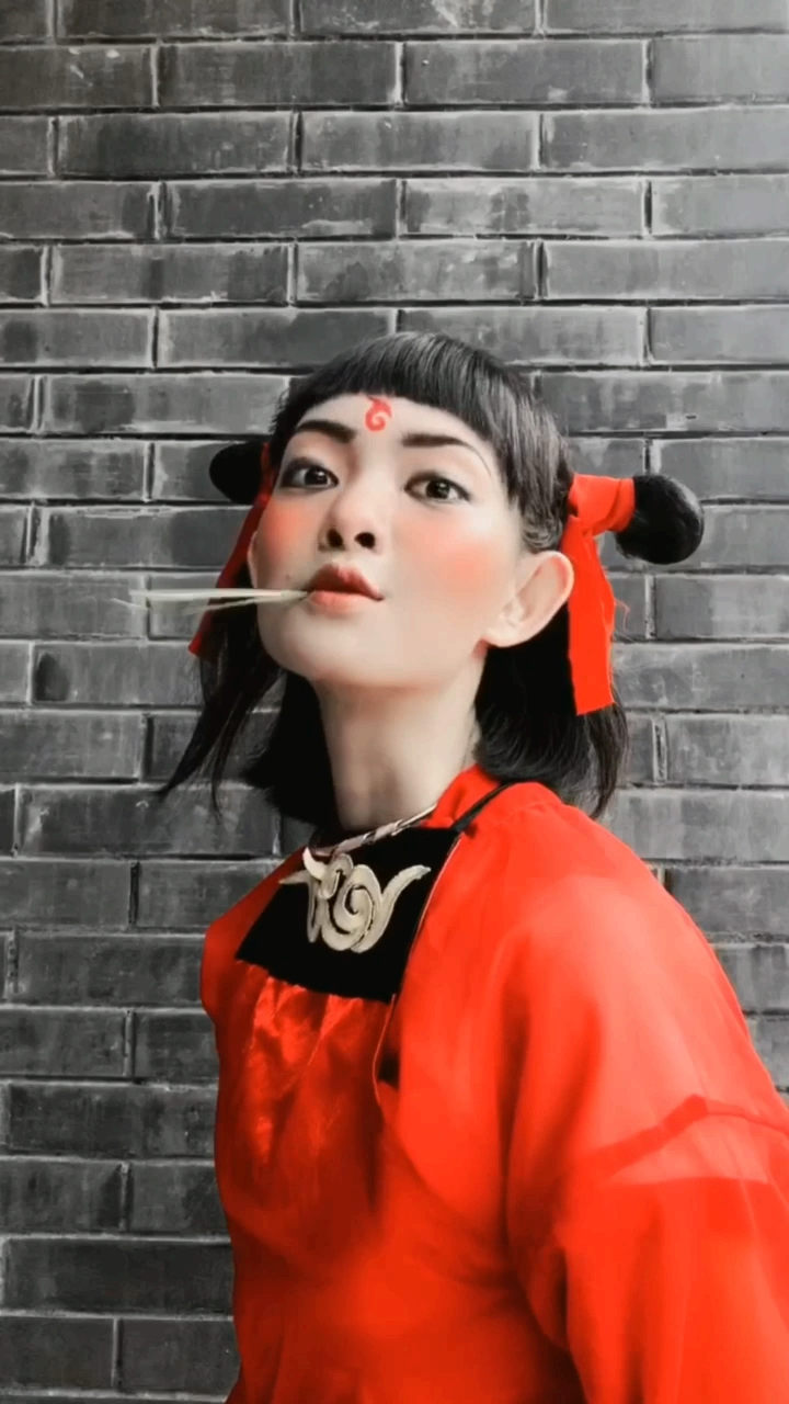 美女#哪吒小時候還是挺淘氣的!