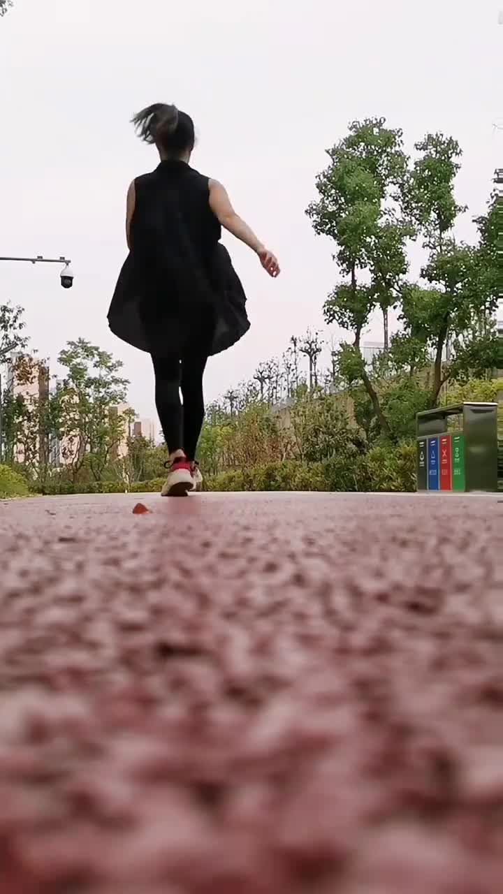 手机摄影踩小人见一个踩一个第几个没踩中