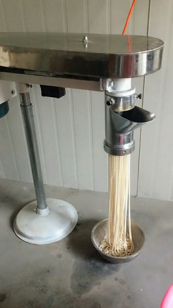 面条机器.