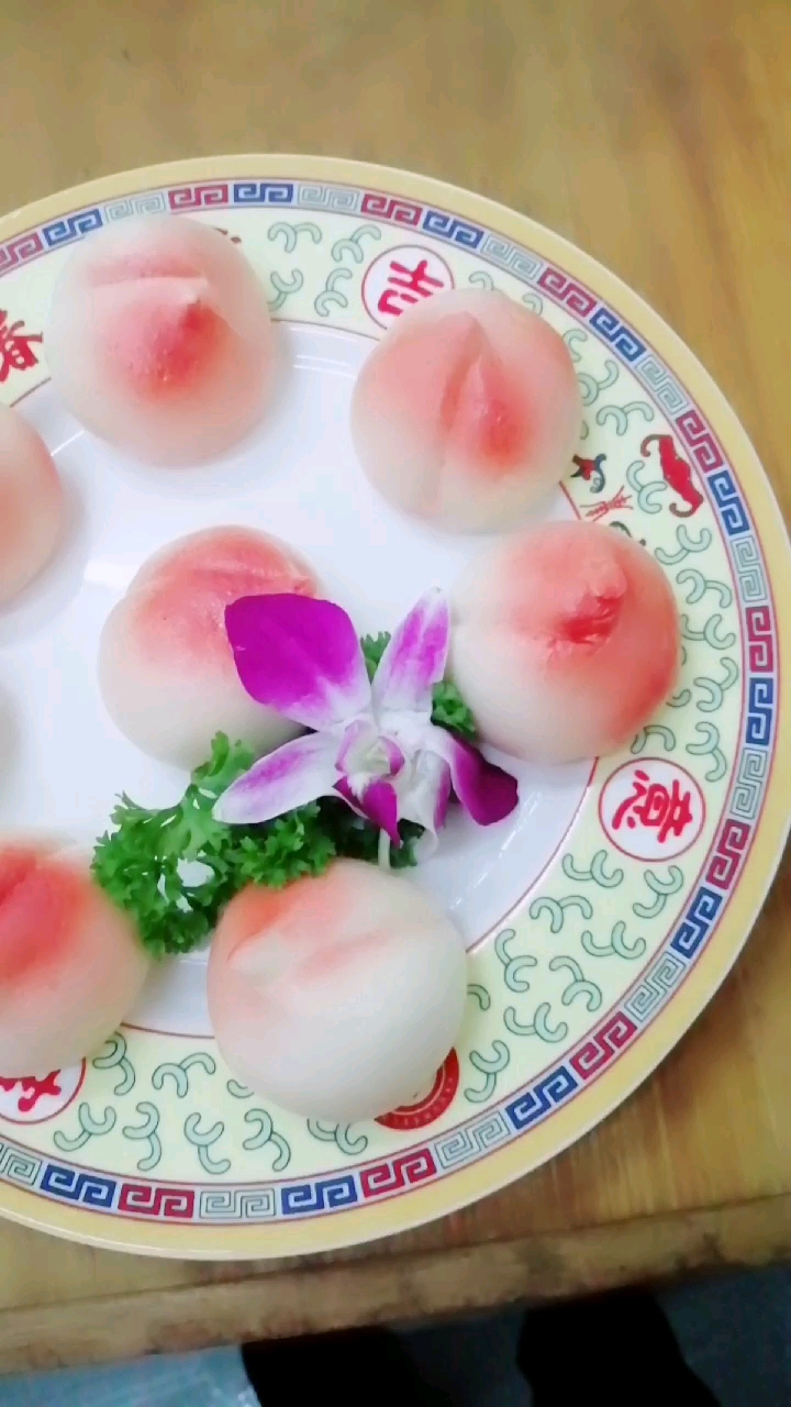 有来吃的吗?寿桃麻将饼