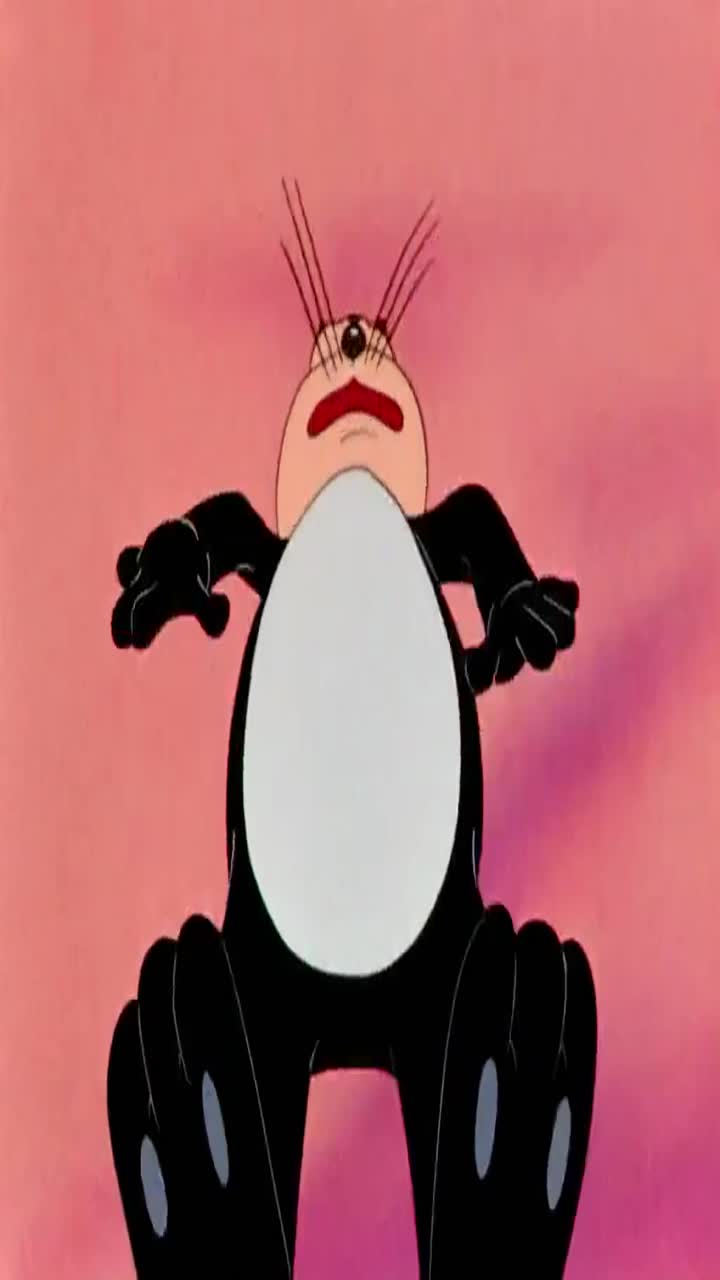 兔八哥:猫咪挂在电线上,小鸟看到后,竟把他的指头全掰开!-度小视