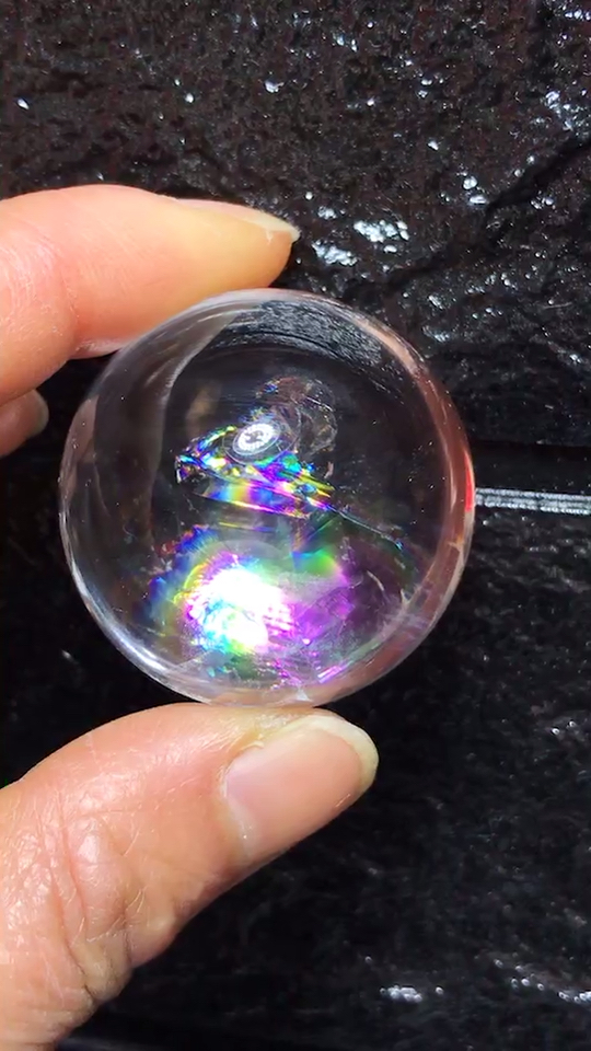 天然水晶七彩光象形裹石吊坠,收藏精品