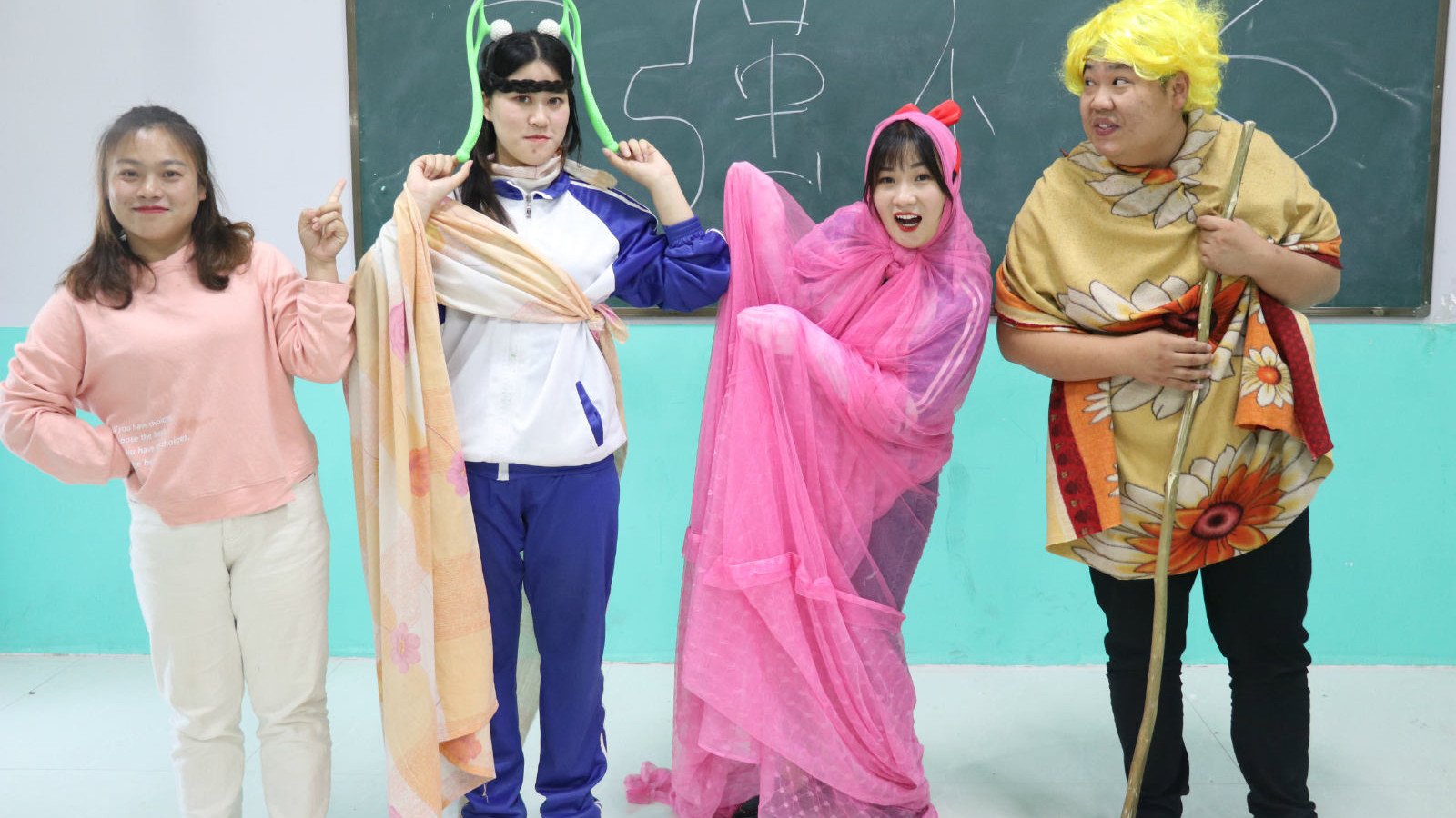 学霸王小九校园剧:武林争霸赛,"雪花女神经"王小九竟以尬舞取得第一名