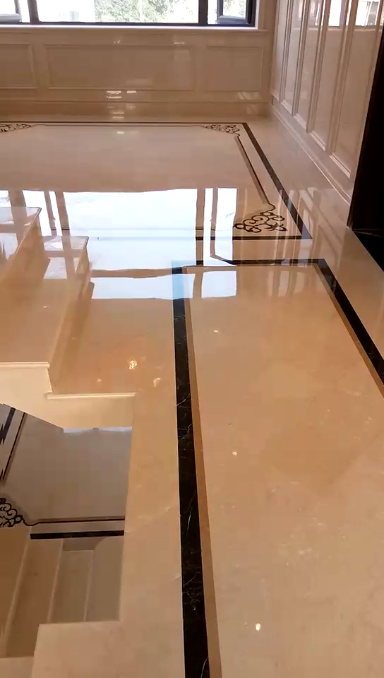 大理石铺的地面,做的玻化晶面,这效果你认为如何?一定要评论!-度小视