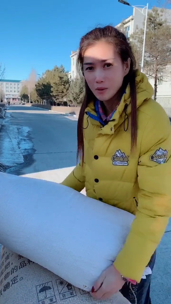 勇猛的东北女人,力气真大