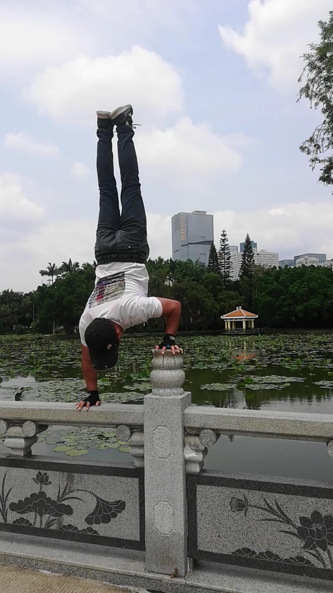 健身运动#单手飞机撑与倒立撑