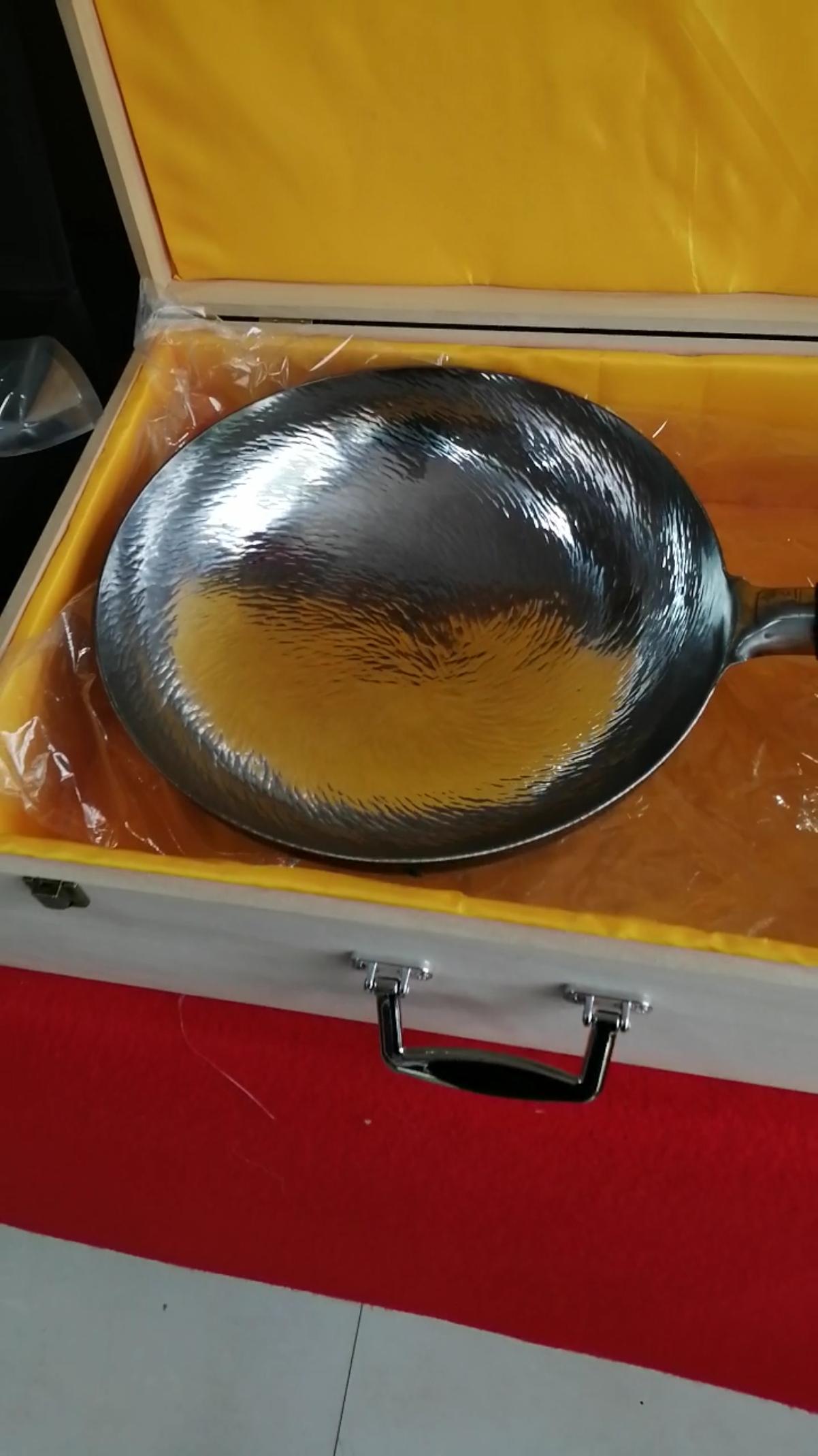 章丘鼎派铁锅 只做最好的