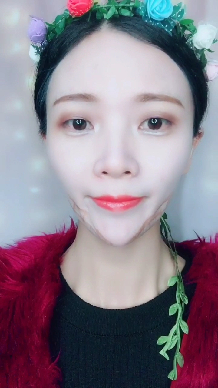 整容有风险,自己在家画个尖下巴